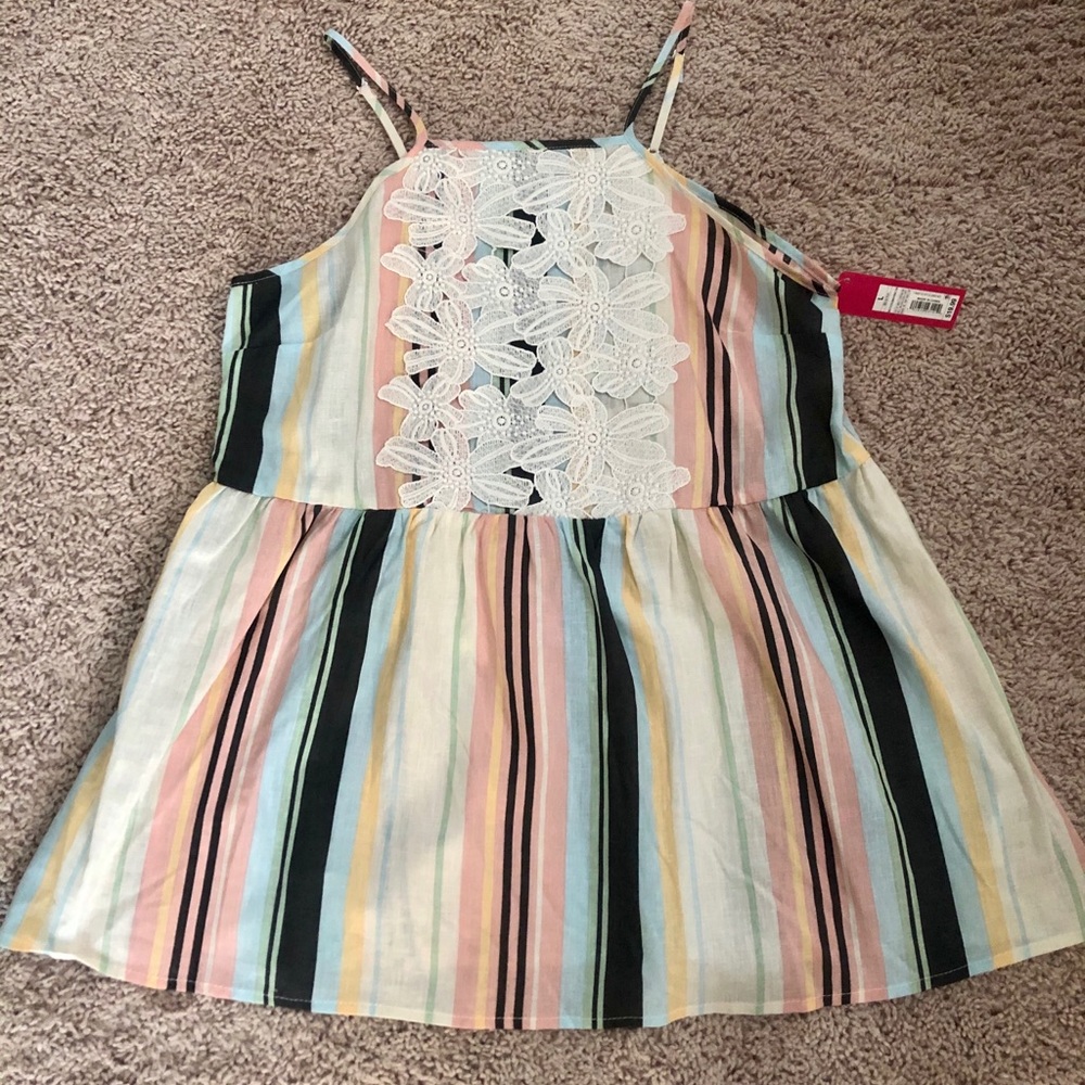 NWT Xhilaration Top L